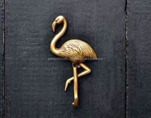 Gancho de Pared con Forma de Flamenco, Decoración Novedosa de Metal con Forma de Animal, Resistente al Óxido, Tipo Montado en Pared - Product Image 1