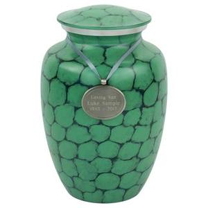 Urna de Aluminio Avenue - Extra Grande La Urna de Aluminio Avenue - Extra Grande es de gran tamaño y presenta un diseño en verde y negro. - Product Image 1