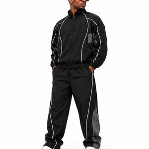 Ensemble de survêtement de sport pour homme, personnalisé, 100% nylon, deux pièces, imperméable, respirant, léger, style streetwear, veste et pantalon de jogging - Product Image 2