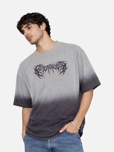 T-shirt oversize pour homme, style streetwear, col rond, manches courtes, gris, avec impression de lettres noires, effet dégradé noir - Product Image 3