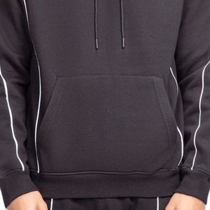 Sweat à capuche pour homme coupe droite en molleton noir avec passepoil coupé-cousu et imprimé sur la poitrine, style décontracté OEM ODM - Product Image 6