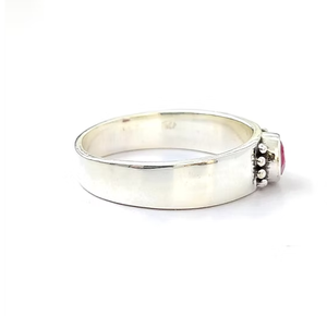 Bague large moderne éblouissante en argent sterling 925 oxydé, bijou tendance et délicat avec pierres précieuses rubis et agate pour femme - Product Image 3