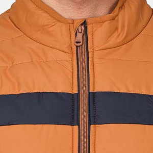 Veste matelassée à capuche orange pour homme, fermeture éclair, col montant, doublure en polaire, matière polyester/nylon, vêtement décontracté d'hiver - Product Image 6