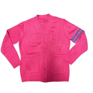 Suéter de Punto al por Mayor con Rayas Estilo Universitario para Fraternidad Griega, 100% Acrílico Suave con Parches y Letras Personalizados - Product Image 4