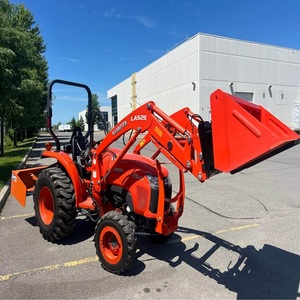 Tracteur Kubota de qualité supérieure avec chargeur pour l'agriculture, performances robustes, construction durable, prix compétitif. - Product Image 4