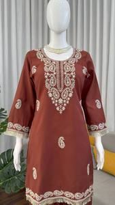 ชุดกางเกง Kurta ปักลายสำหรับผู้หญิงชุดสูทสำหรับปาร์ตี้ชาติพันธุ์ปากีสถานดีไซน์ดีไซน์เนอร์สไตล์ปากีสถาน - Product Image 4