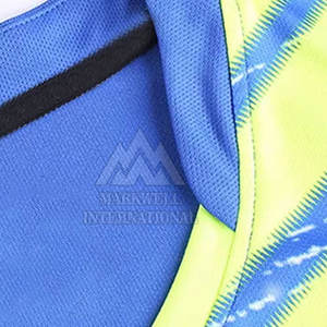 Uniformes de badminton professionnels 100% polyester, possibilité de créer votre propre logo sur l'uniforme de badminton - Product Image 3