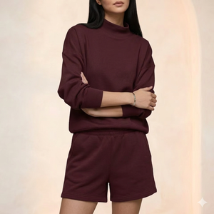 ชุดเซ็ตเสื้อคอเต่าและกางเกงขาสั้นสำหรับผู้หญิง สไตล์เก๋ไก๋ ใส่สบาย อุ่น นุ่ม ดูดี เหมาะสำหรับใส่ในชีวิตประจำวันช่วงฤดูหนาว - Product Image 1