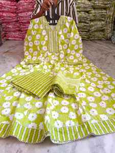 Conjunto de Kurta Anarkali de algodón estampado para mujer con pantalón y dupatta |   Ropa Étnica |   Tallas Grandes de la 3XL a la 6XL (13 COLORES) - Product Image 3