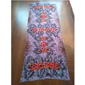 Écharpe brodée élégante dessinée à la main, douce et confortable, châle toutes saisons, enveloppe de mode stylée, créateur haut de gamme, 70x180cm, respirante - Product Image 5