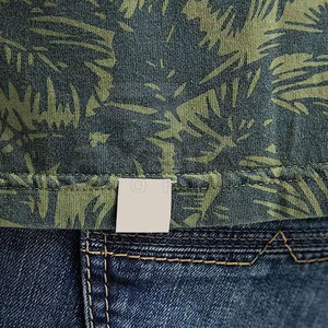 Polos personnalisés pour hommes, design optimal, logo sur mesure, confortables, fabriqués au Pakistan à un prix raisonnable - Product Image 6