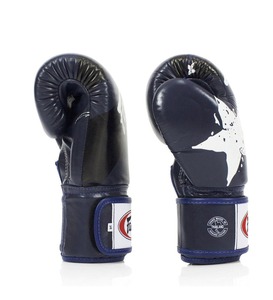 Gants de boxe Muay Thai Fairtex tendance bleu marine imprimés, en cuir de vachette véritable, respirants, avec sangles réglables - Product Image 4
