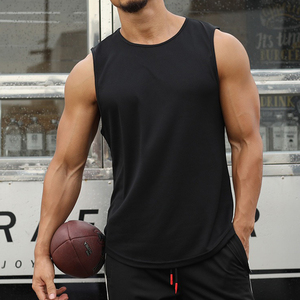 Débardeur de sport décontracté pour hommes, style gilet d'été, en matière légère, avec découpe des emmanchures et col rond, vente en gros - Product Image 5