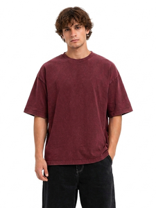 T-shirt graphique rétro gothique surdimensionné en coton pour homme avec motif au dos, impression DTG, col rond, streetwear décontracté pour l'été - Product Image 2