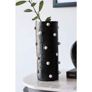 Ensemble de vases à fleurs en métal élégants faits à la main, vase décoratif en fer texturé blanc avec des clous noirs pour la décoration du salon, du mariage et de l'hôtel - Product Image 6