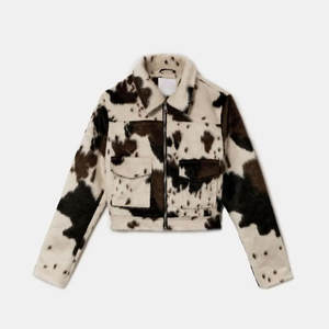 Veste en cuir de vachette pour femme de qualité supérieure, design personnalisé, fabrication en usine, coupe ajustée, veste en cuir de vachette pour femme tendance pour l'hiver - Product Image 5