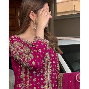 Conjunto de Top y Pantalón de Diseñador para Mujer con Dupatta para Fiestas - Product Image 3