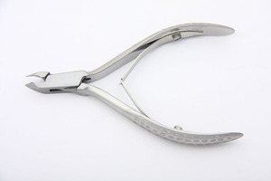 Coupe-cuticule professionnel en acier inoxydable coupe-callosités avec poignée imprimée élimination efficace des callosités cuticules - Product Image 3