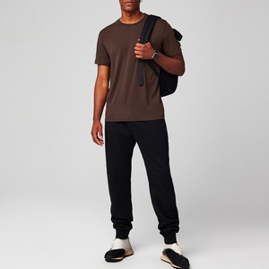 เสื้อยืดออกกำลังกาย OEM Nofyan ผลิตจากโพลีเอสเตอร์ผสมสแปนเด็กซ์ น้ำหนักเบา แห้งเร็ว เหมาะสำหรับการฝึกซ้อม ฟิตเนส และเล่นกีฬา สำหรับผู้ชาย - Product Image 1