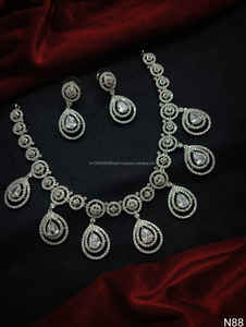 Classic American Diamond Bridal Jewelry <b>Set</b> Two-Piece <b>Necklace</b> <b>and</b> <b>Earrings</b> for Wedding Fashionable Classic Style - Product Image 3