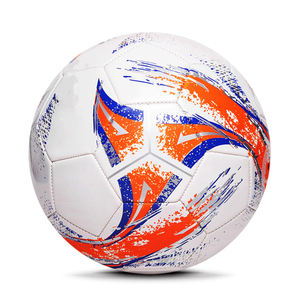 Balones de Fútbol de Cuero PU Cosidos a Máquina, Venta al Por Mayor de Fábrica a Bajo Precio, Balones de Entrenamiento Personalizados Pakistaníes para Hombre - Product Image 6