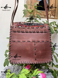 กระเป๋าสะพายแฮนด์เมดหนังแท้ Banjara Look,กระเป๋าถือสะพายข้างใช้งานได้หลากหลายสไตล์กระเป๋าปักลายสำหรับผู้หญิง - Product Image 3