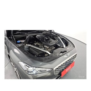 2018 Genesis G70 2.0T AWD with Automatic Gearbox Leather Seats Rear Camera 57,455 km Left Steering - Product Image 6