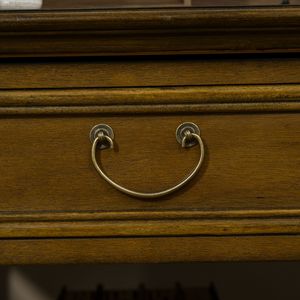 Tavolino Laterale Retrò Color Caffè Scuro con Cassetto e Ripiano Aperto, Tavolino d'Appoggio per Soggiorno e Camera da Letto - Product Image 6
