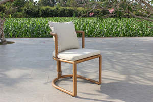 Colección de Comedor para Jardín Elise con Cojines y Estructura de Madera Premium - Product Image 2