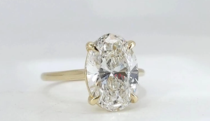 Bague de fiançailles solitaire en diamant de laboratoire ovale de 2 carats, or jaune 18 carats, unisexe, couleur D certifiée - Product Image 6