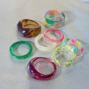 <b>Chunky</b> Square Resin <b>Ring</b> for Women Bold Green waterproof Jewelry Statement Finger <b>Ring</b> Trendy Modern Design Glossy Acrylic Style - Product Image 3