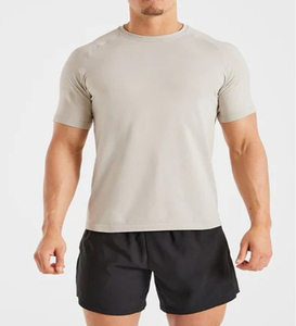Camiseta de Manga Corta con Cuello Redondo para Hombre, Logotipo Personalizado, Venta al Por Mayor, Calidad Superior, Corte Regular, Color Sólido, Jersey de Algodón, Transpirable, Ropa Casual - Product Image 5