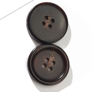 Boutons de chemise en véritable corne de buffle 14mm 18mm 20mm Personnalisés pour vêtements et sacs - Product Image 1