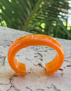 Brazaletes de resina a la moda, venta al por mayor, brazalete abierto ancho personalizado, joyería de resina, brazaletes de pulsera de resina bohemios - Product Image 1