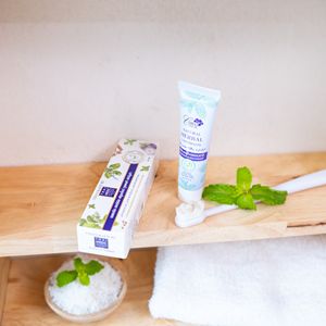 Thai-Made Premium 30g bio menthe blanchissant oral rafraîchissant dentifrice naturel à base de plantes fluorure adultes dents sensibles usage domestique - Product Image 2