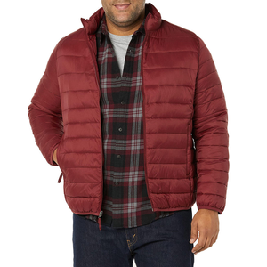 Veste matelassée pour homme personnalisée pour l'hiver, en toile imperméable avec rembourrage matelassé et capuche doublée en polaire - Product Image 6