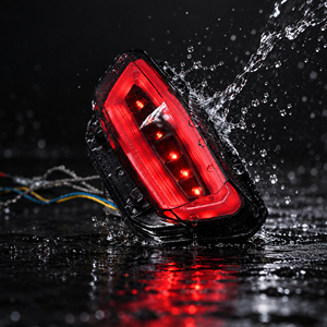 Sistema de Iluminación para Motocicleta MOFUNS con Luz Trasera LED Integrada y Lente Ahumada, Certificado E-mark para Suzuki DL650 2017-2023 - Product Image 6