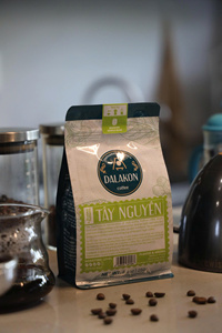Café en Grano Entero Premium Dalakon Tay Nguyen, 50% Arábica Tipica y 50% Robusta, Tueste Italiano, Cafeinado, Espresso Vietnamita a Granel - Product Image 2