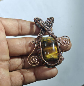 Pendentif Arbre de Vie en Onyx Noir Enroulé de Fil de Cuivre Fait Main, Bijou Artisanal en Pierre Naturelle - Product Image 3