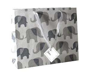 Bolsa de Regalo Premium con Asas de Cinta de Satén a Juego, Impresión en Dos Colores sobre Papel Hecho a Mano con Algodón Reciclado - Product Image 3