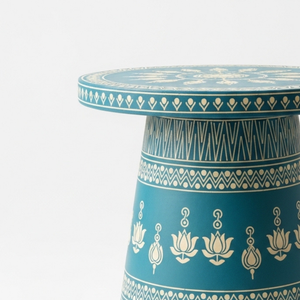 Mesa Auxiliar Redonda de Lujo Azul Turquesa con Incrustaciones de Hueso, Taburete Decorativo Artesanal con Patrón de Loto, Mesa Auxiliar Decorativa de MDF al por Mayor - Product Image 5