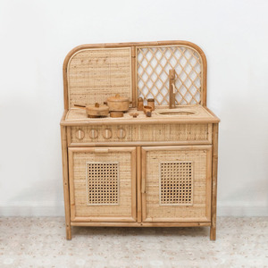 ชุดครัวหวายทำมือ ของเล่นเตาทำอาหารพร้อมที่เก็บของ ของเล่นเสริมสร้างจินตนาการคุณภาพสูงสำหรับเด็ก - Product Image 3