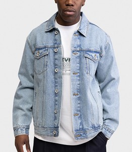 Veste en jean classique pour homme, bleu uni, col rabattu, style décontracté, simple boutonnage, coupe droite, en coton, collection automne 2026 - Product Image 1