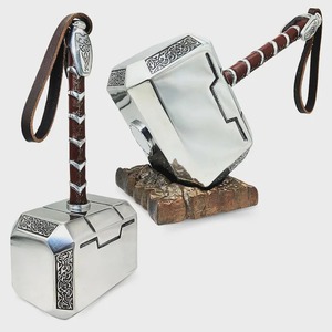 Réplique de marteau de Thor en métal, objet de collection avec manche en bois et support - Product Image 2