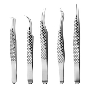 Lot de 5 pinces à cils réutilisables et durables en acier inoxydable, extensions de volume droites et incurvées, pinces à cils avec logo personnalisé - Product Image 1