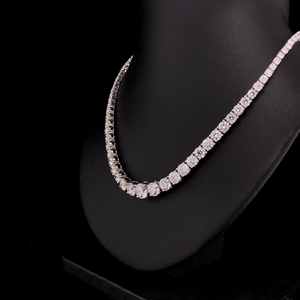 Collier en diamant, argent sterling 925, moissanite taille ronde, design élégant, bijoux fins, accessoire intemporel, fabriqué avec - Product Image 3