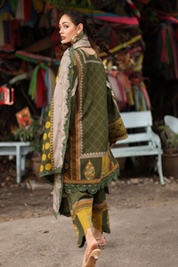 Collection de vêtements d'hiver 2026, vêtements d'hiver, ensembles shalwar kameez pour femmes en lin brodé imprimé de très haute qualité à prix avantageux - Product Image 6
