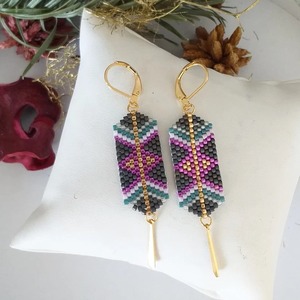 Boucles d'oreilles pendantes perlées robustes à finition solide, personnalisables pour la vente en gros en usine - Product Image 1