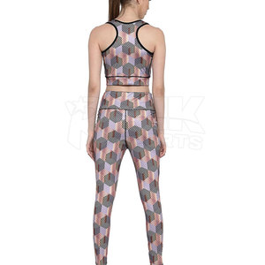 Ensemble de yoga par sublimation, tissu respirant et doux, tenue de sport confortable pour la gym et l'entraînement - Product Image 4