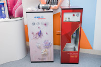 Prix usine lumière UV ultraviolette purifier l'eau Machine 8 étapes RO système et purificateur d'eau en plastique avec lampe UV